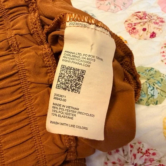 PrAna Railay Straight Pant in Clay - Picture 4 of 5